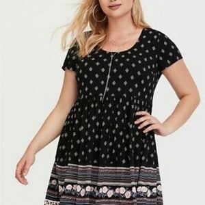 Torrid black border print challis dress